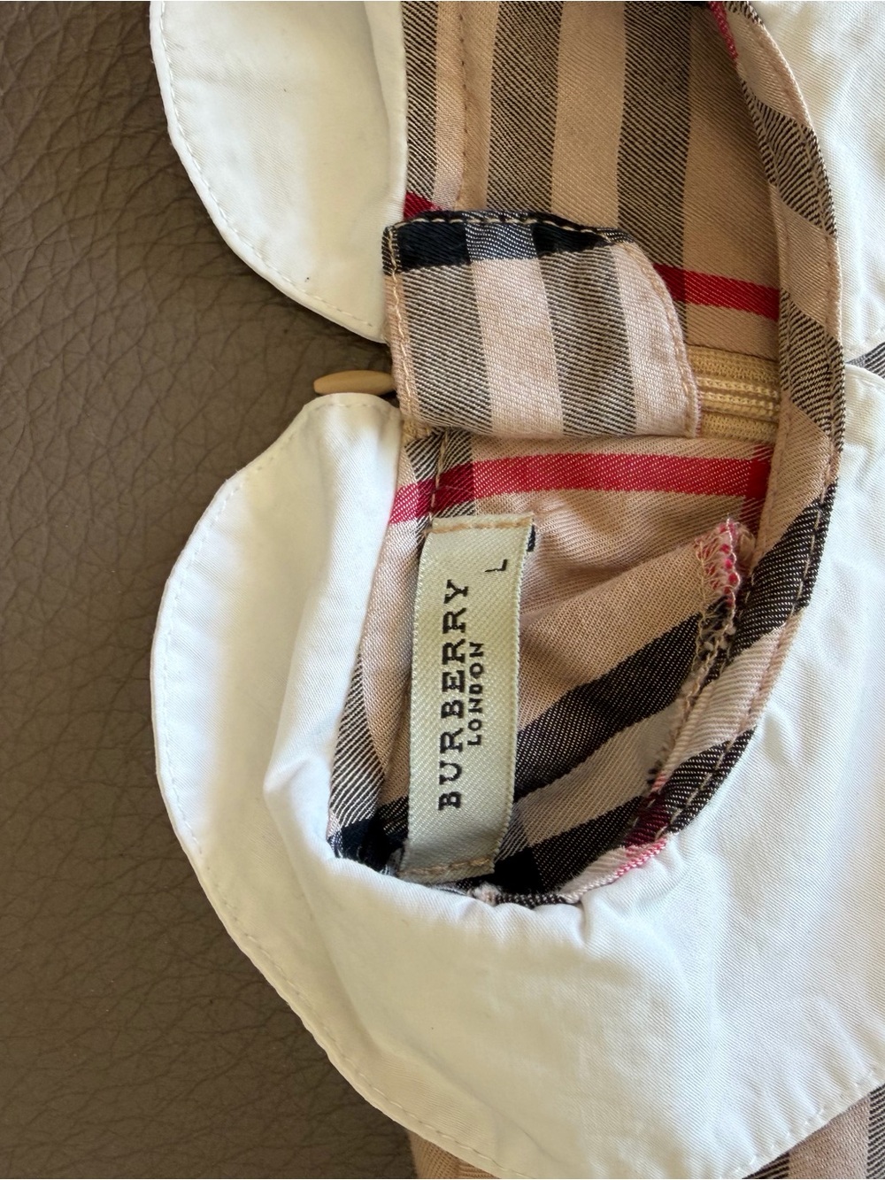 Fabulous Burberry Plaid Kids Dress with White Peter Pan Collar - Picture 2 of 9
